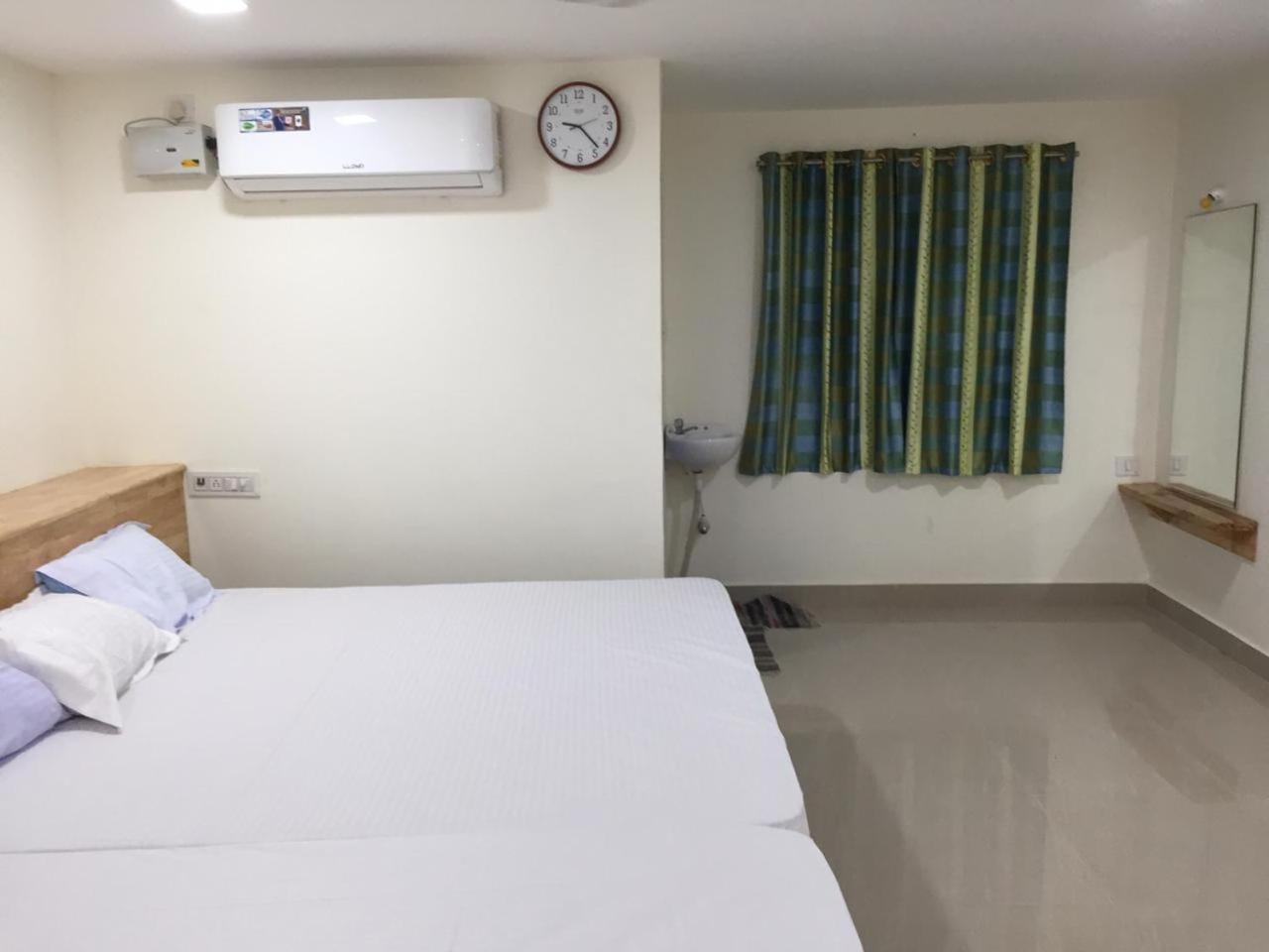 Aditi Rooms Tiruchirappalli 외부 사진